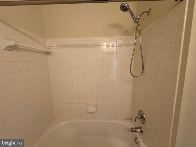 Building Photo - 42474 Magellan Square