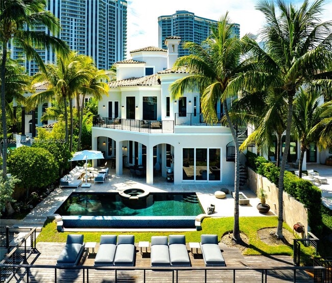 Building Photo - 3916 Island Estates Dr