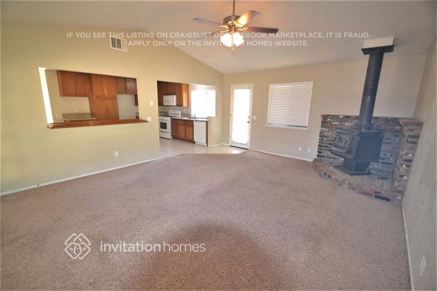 Building Photo - 20827 Calwood St