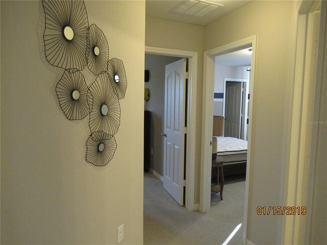 Building Photo - 8067 Pond Apple Dr