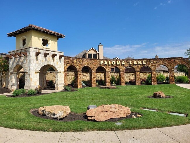 Building Photo - 3305 Amerigo Pl