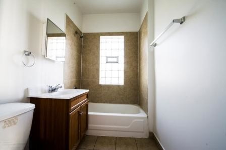 Building Photo - Auburn Gresham Apartments