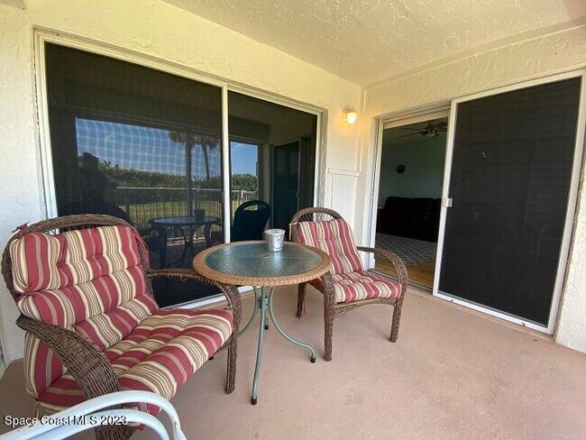 Building Photo - 555 Fillmore Ave