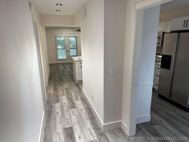 Building Photo - 10300 Hidden Springs Ct
