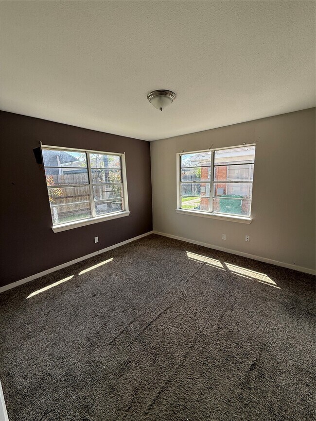 Building Photo - 1311 Malvern St