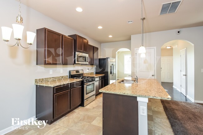 Building Photo - 6392 Woodwell Dr