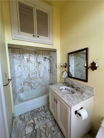 Building Photo - 1000 St Philip St