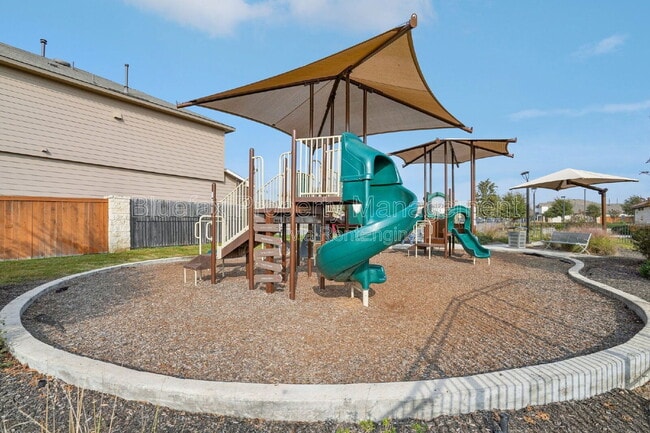 Building Photo - 3322 Stoney Knoll