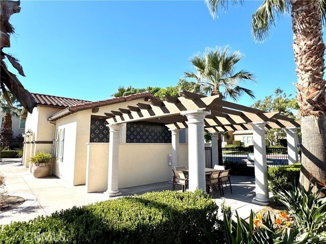 Building Photo - 5962 Silveira St