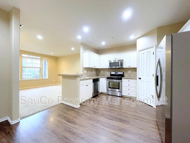 Building Photo - 15908 NW Central Dr