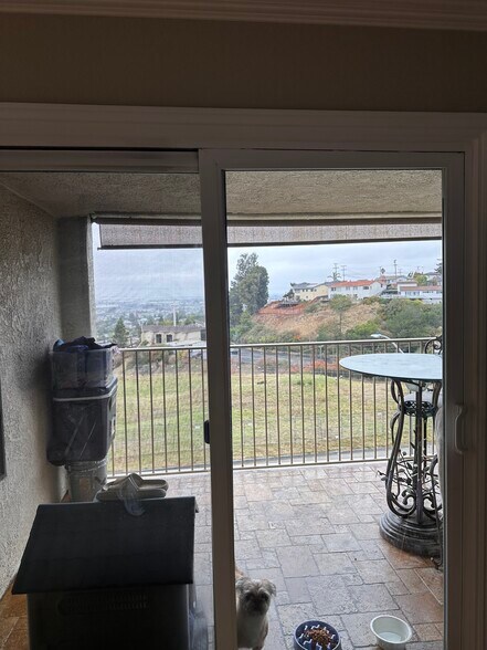 Building Photo - 2505 Miramar Ave