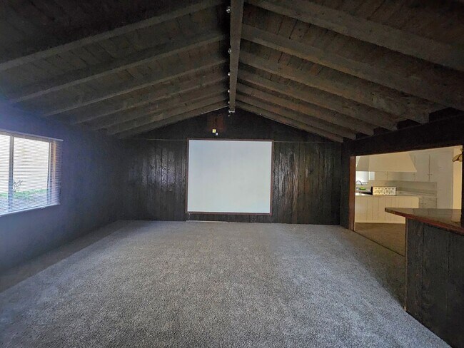 Building Photo - Private Country Retreat with Pool on Nearly Half an Acre