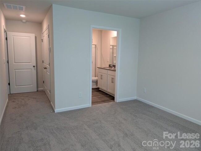 Building Photo - 5132 Hyrule Dr