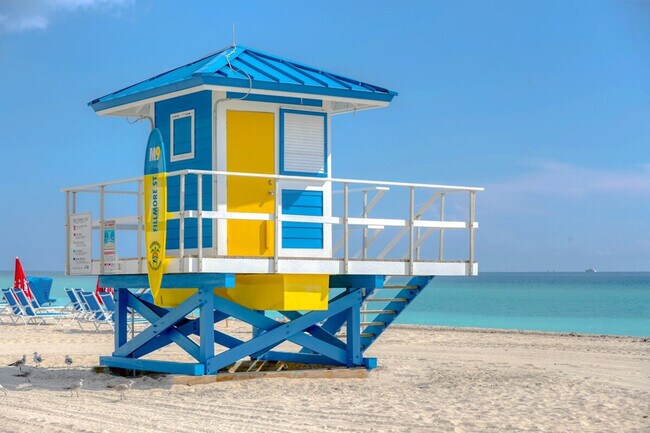 Building Photo - 777 N Ocean Dr
