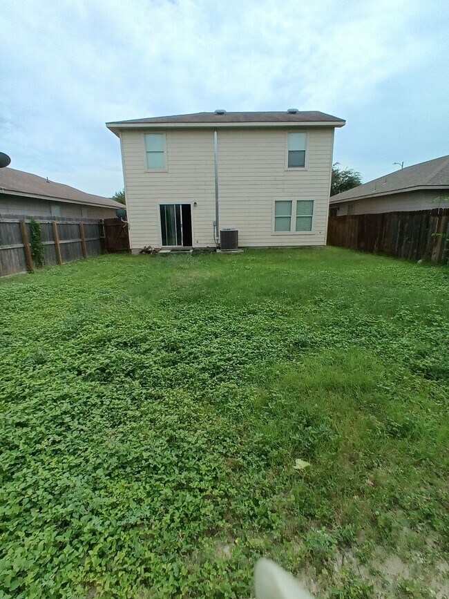 Building Photo - 11215 Dublin Trace