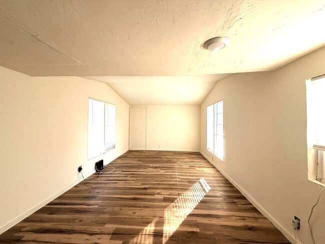 Building Photo - 8115 Tolles Dr