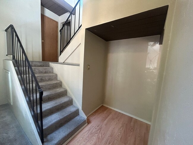 Building Photo - 3494-3498 Onyx Pl