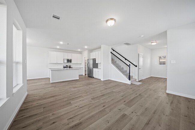 Building Photo - 21290 Catalina Palm Dr