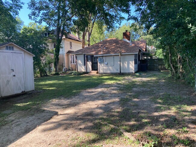 Building Photo - 1263 Agnes Pl