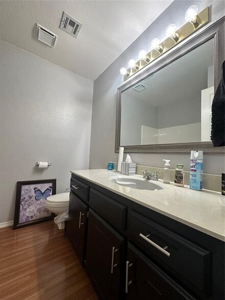 Building Photo - 2909 Shiloh Ln