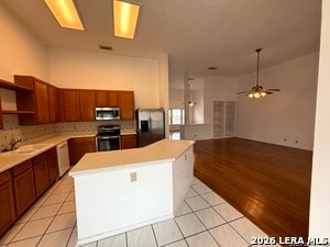 Building Photo - 7734 Oakhill Park Dr