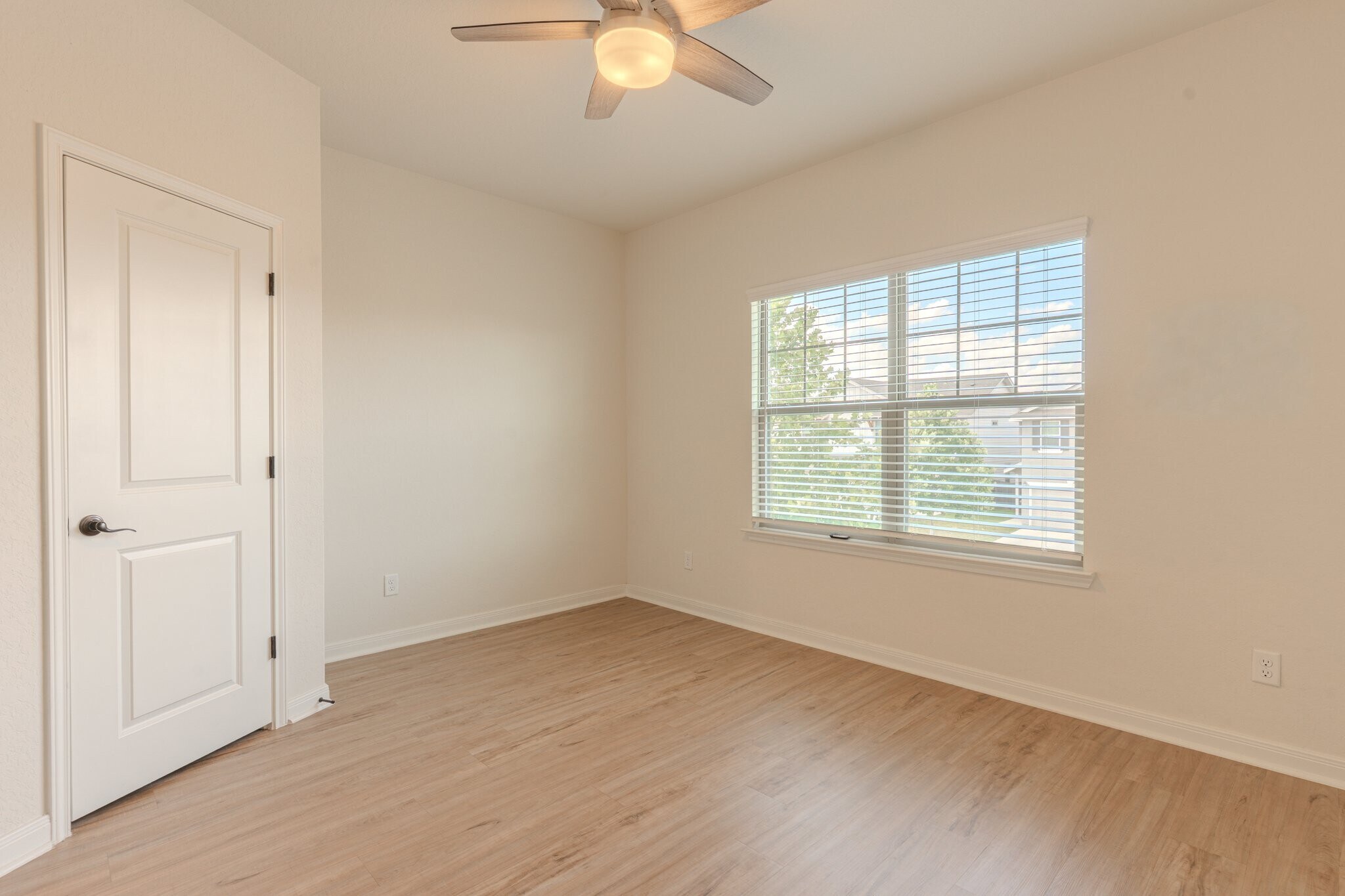 Building Photo - 10310 Candlewood Wy