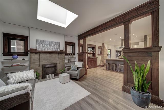 Building Photo - 1217 Steele St