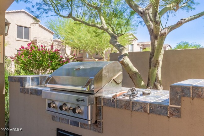 Building Photo - Grayhawk Remodeled Condo