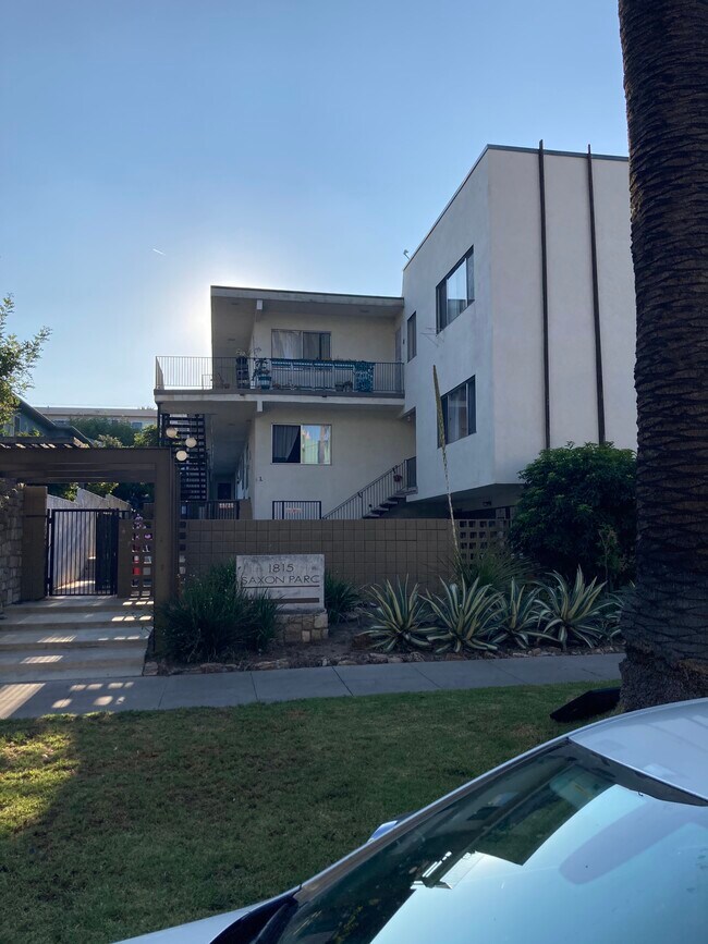 Primary Photo - 5736 Virginia Ave