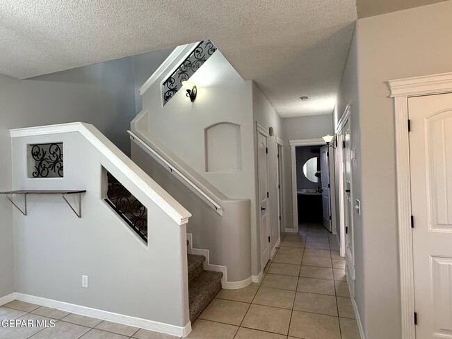 Building Photo - 5448 Ignacio Frias Dr