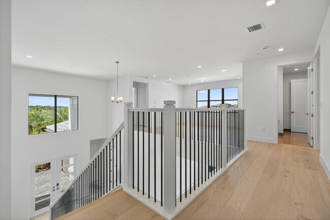 Building Photo - 10026 Skyloft St
