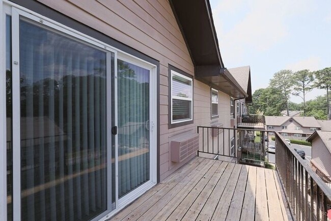 Building Photo - Spacious 1-Bedroom Living Near Emory & Toco Hills | 672 SF