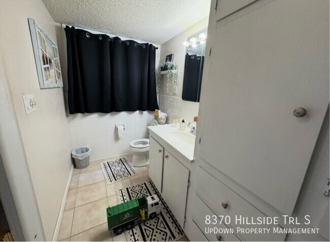 Building Photo - 8370 Hillside Trail S