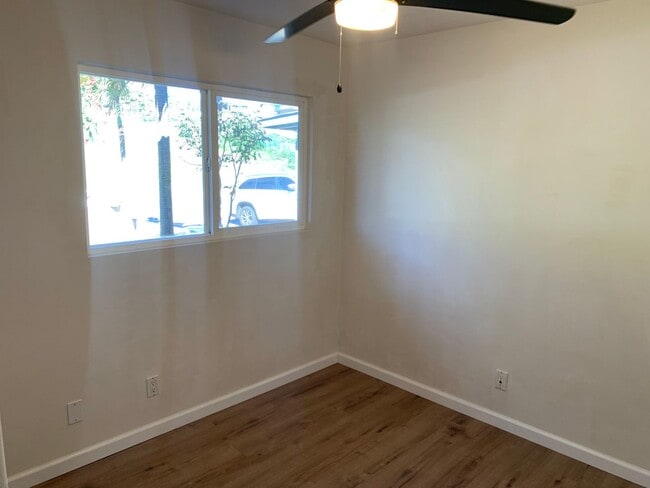 Building Photo - 571 Maalo St
