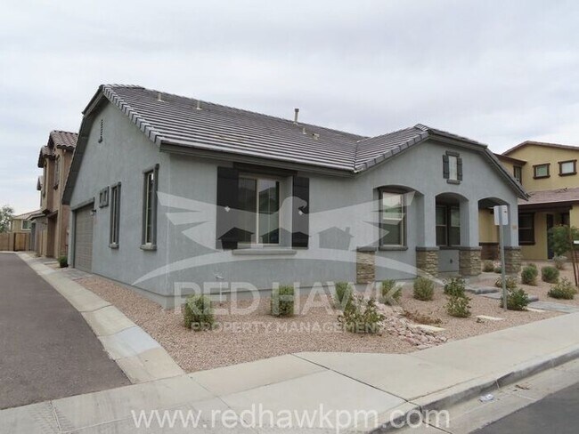 Primary Photo - Charming Two Bedroom, Two Bathroom Mesa Re...