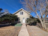 Building Photo - 323 N 4th St
