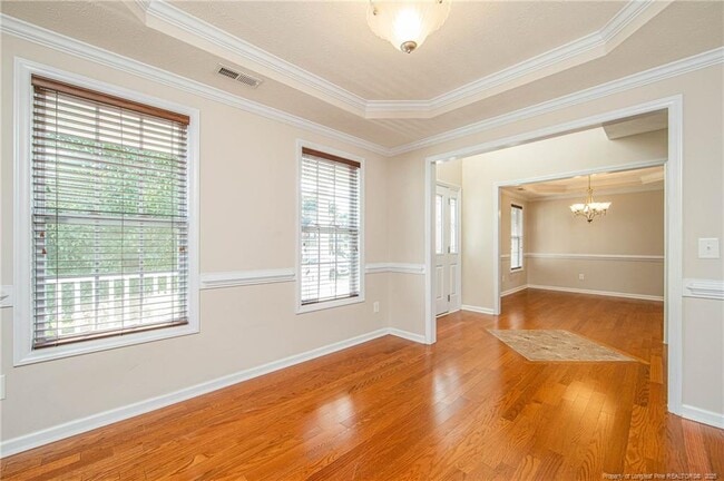 Building Photo - 355 Lockwood Dr