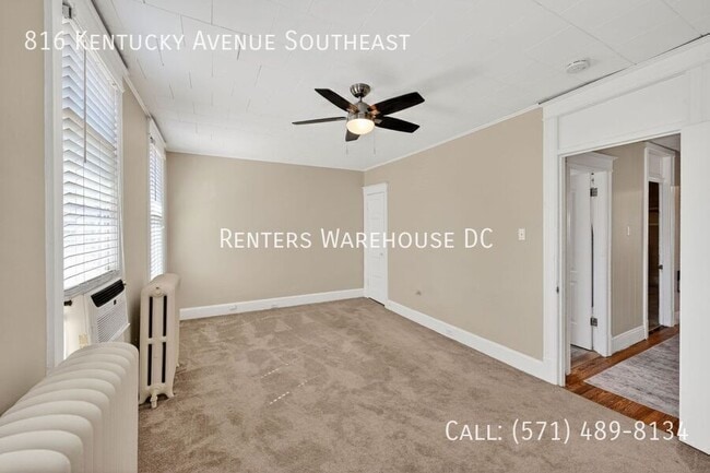 Building Photo - 816 Kentucky Ave SE