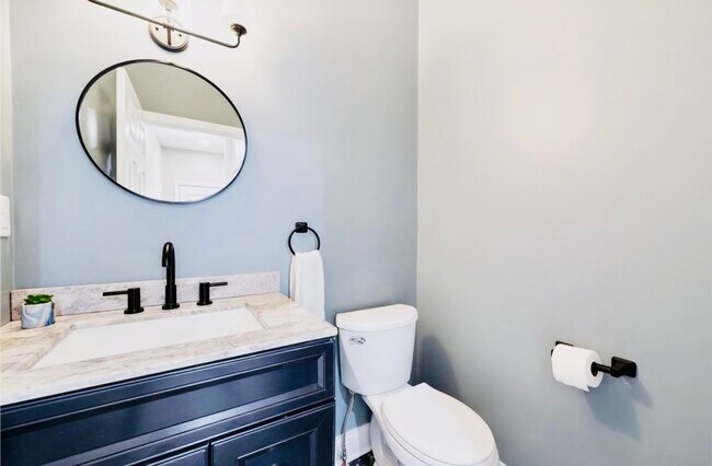 Building Photo - 3255 Josephine St