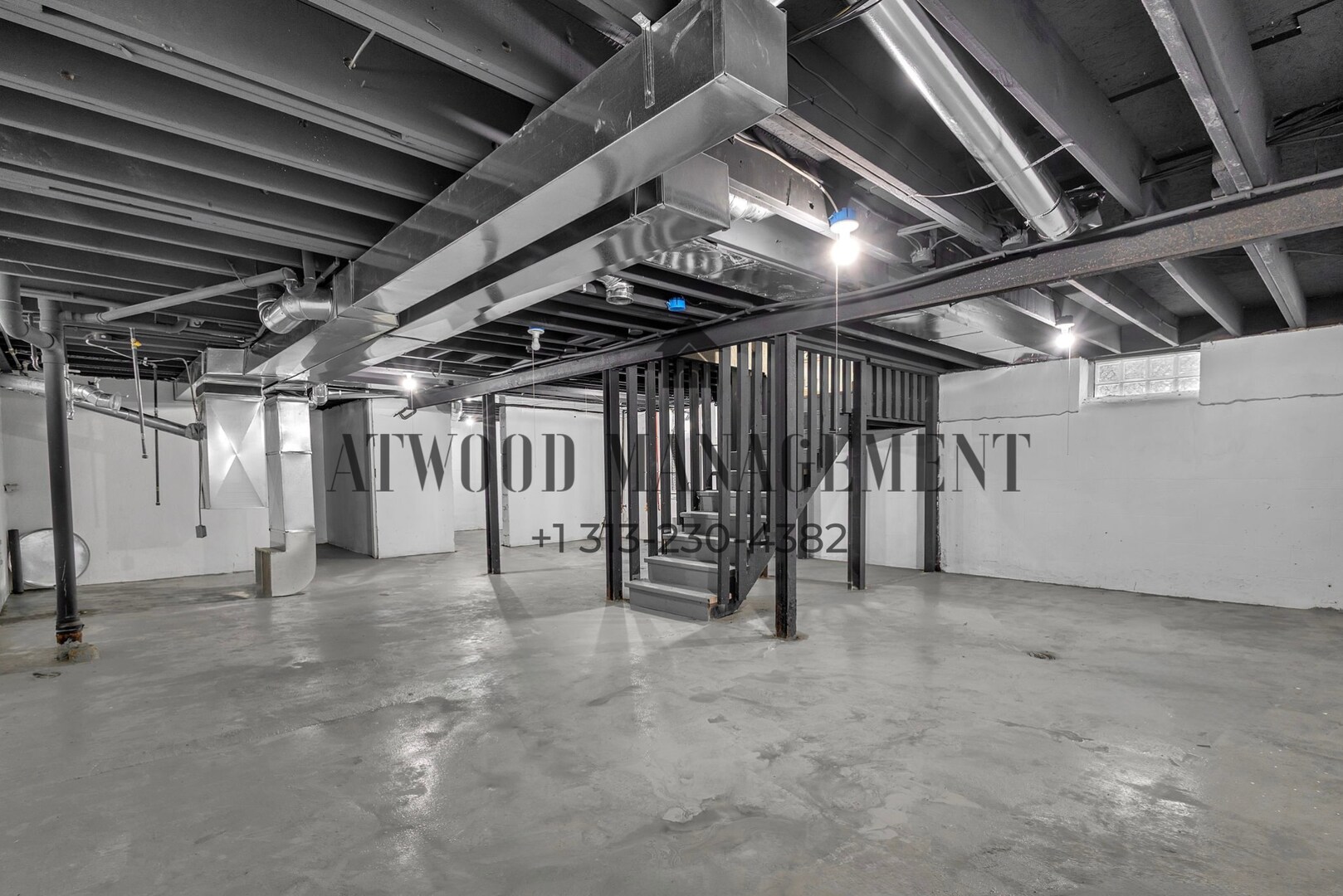 Building Photo - This beautifully updated 3-bedroom, 1-bath single-family home is ready for move-in!