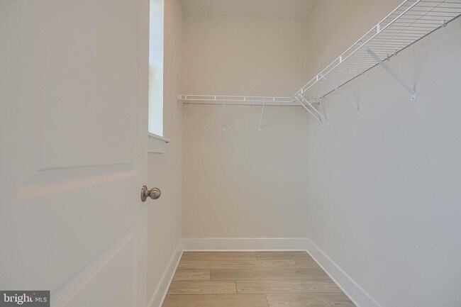 Building Photo - 2705 Ferry Bar Dr