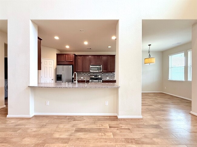 Building Photo - 16927 Wedgeside Pk