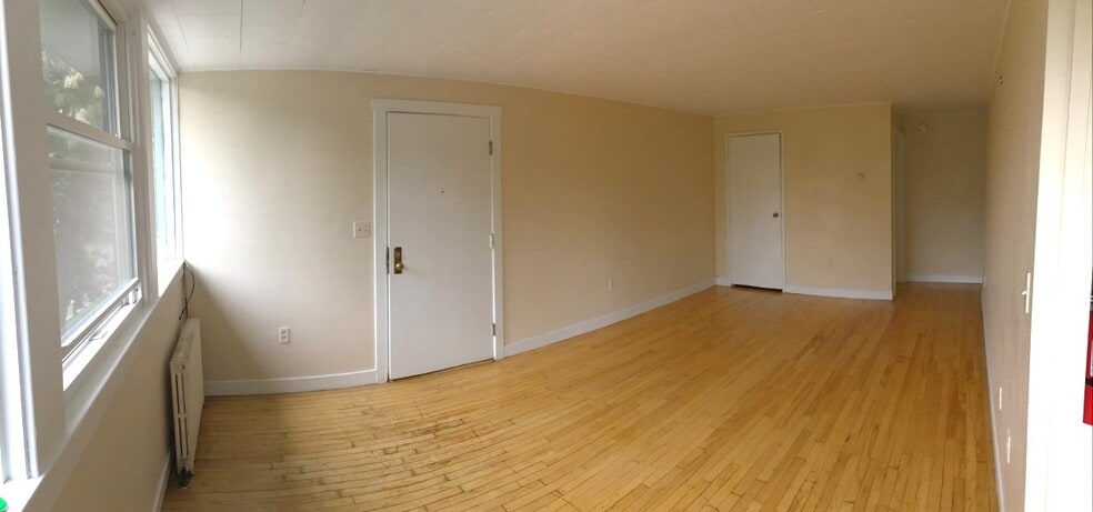 Building Photo - 172 Cliff St