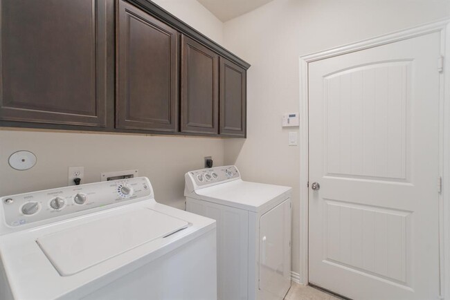 Building Photo - 54 N Marshside Pl