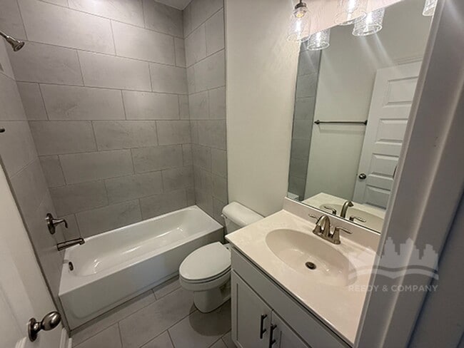 Building Photo - Beautiful NEW BUILD in Olive Branch, MS!