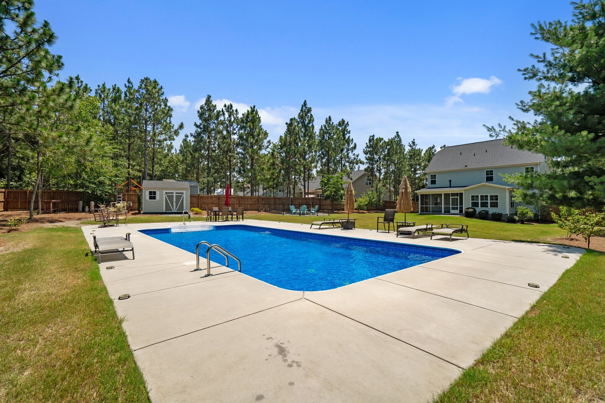 Building Photo - 830 Winston Pines Dr