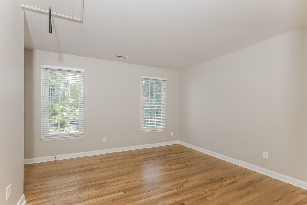 Building Photo - 3617 Dewing Dr