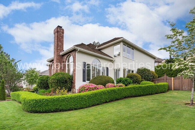 Building Photo - Elegant Palisades Living with Exceptional Space & Timeless Style