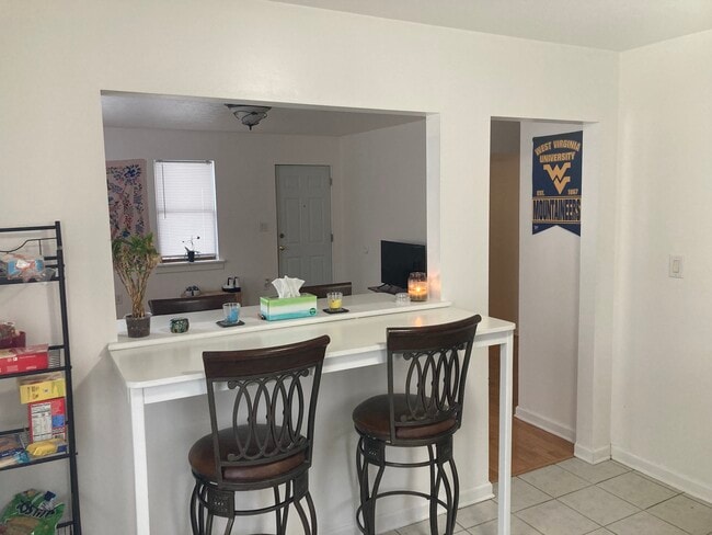 Building Photo - 146 Lorentz St