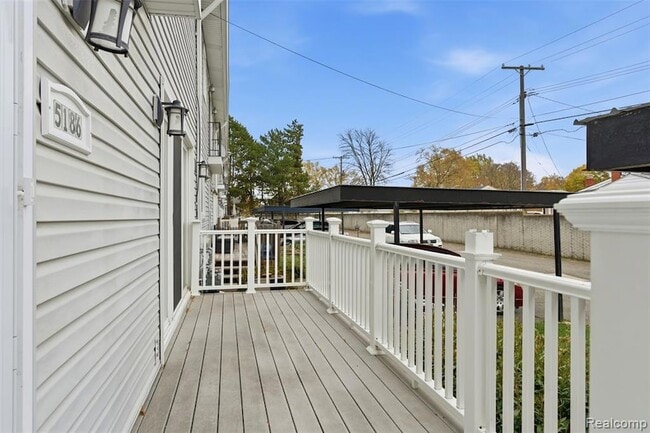 Building Photo - 5186 E 14 Mile Rd